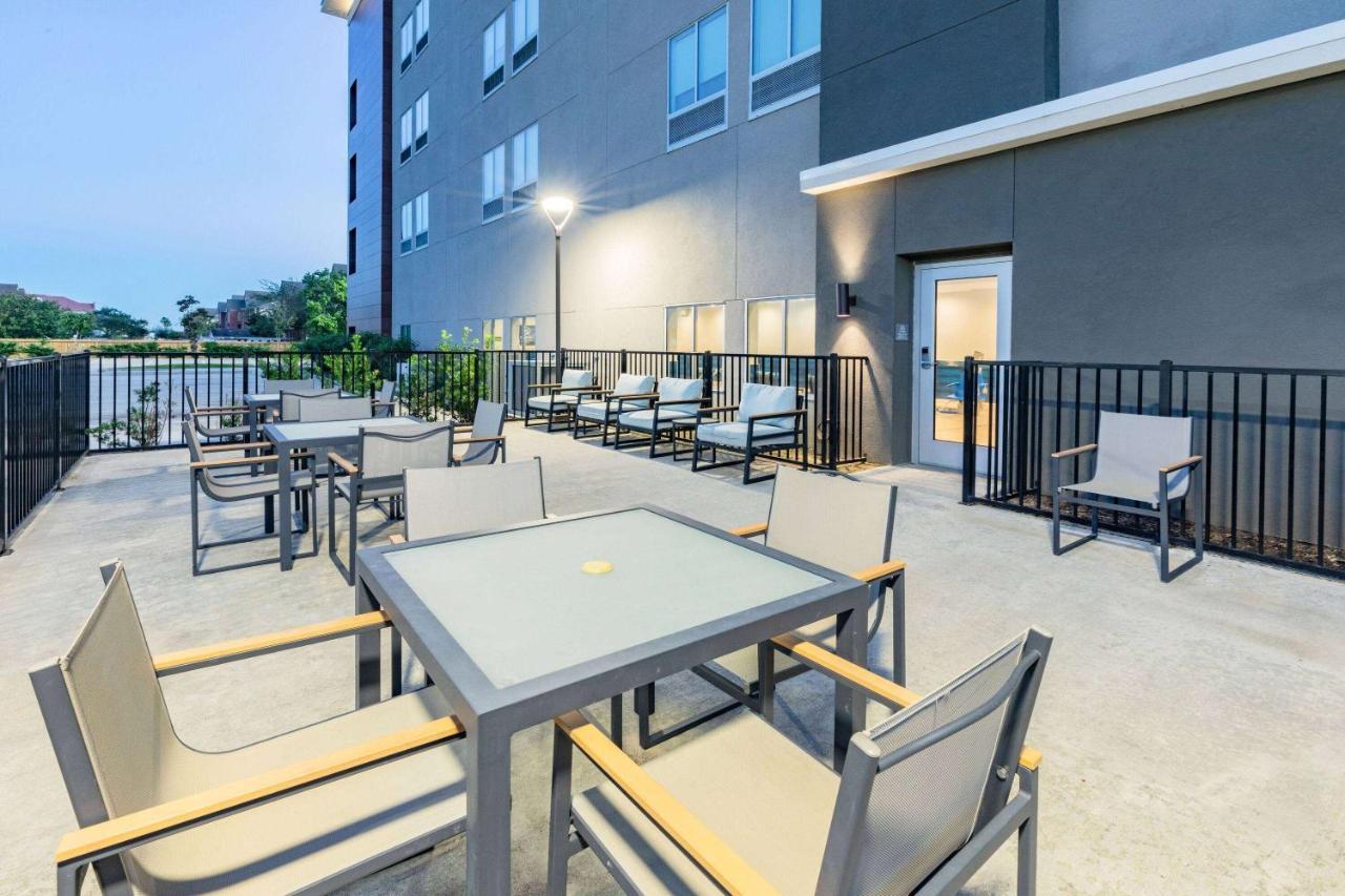 La Quinta Inn & Suites By Wyndham Texas City I 45 Ngoại thất bức ảnh